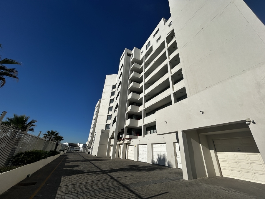 2 Bedroom Property for Sale in Waves Edge Western Cape